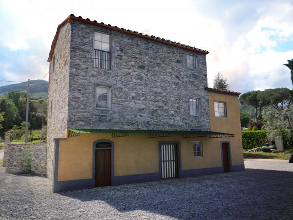 old house in tuscany