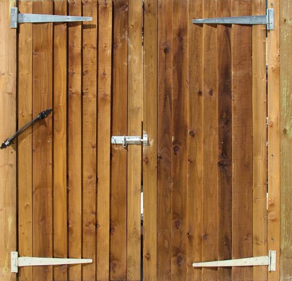 DoubleWoodenDoors