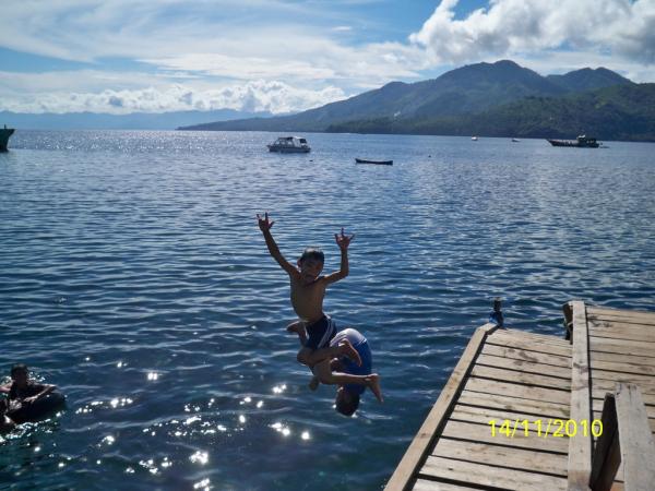 beach boys Ternate